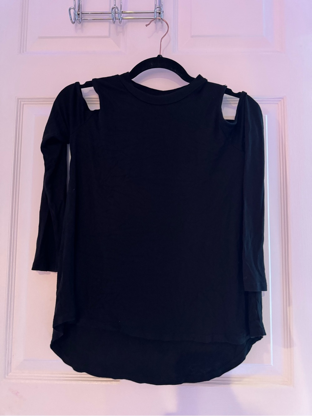 art class Black Cold-Shoulder Long Sleeve Top